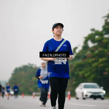 Runner Photo 7406376