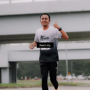 Runner Photo 7406404