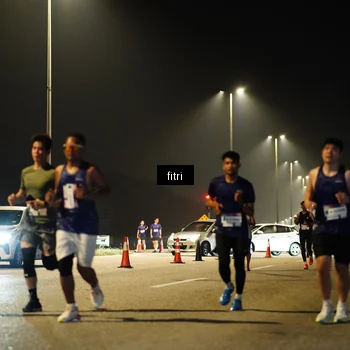 Runner Photo 7406417