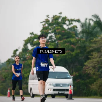 Runner Photo 7406449