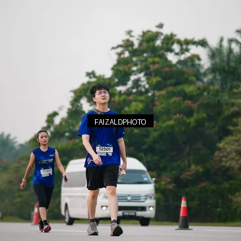 Runner Photo 7406457