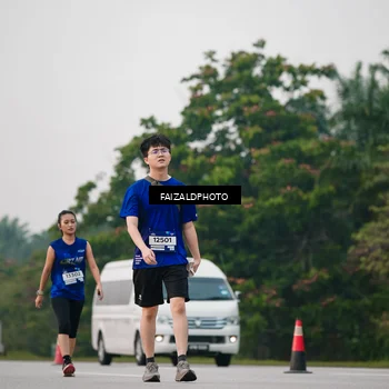 Runner Photo 7406464