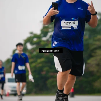 Runner Photo 7406474