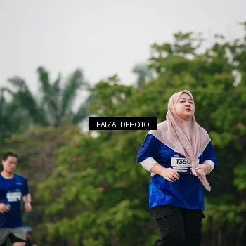 Runner Photo 7406491