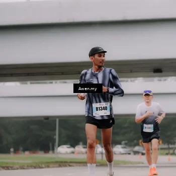 Runner Photo 7406493