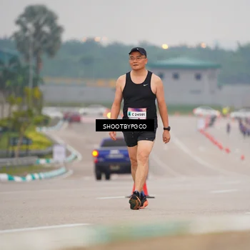 Runner Photo 7406515