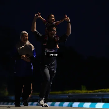 Runner Photo 7406521