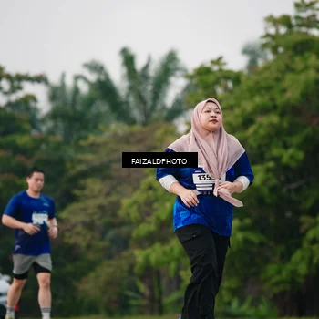 Runner Photo 7406549