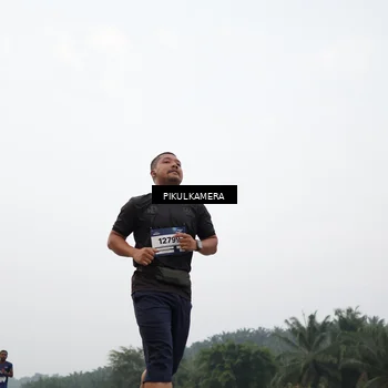 Runner Photo 7406567