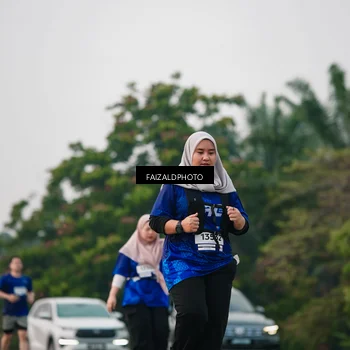 Runner Photo 7406577