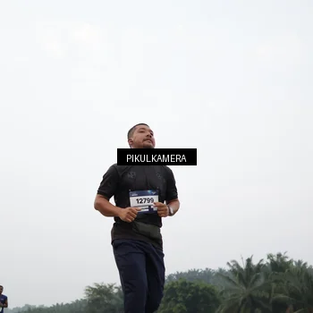 Runner Photo 7406582