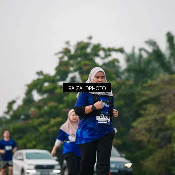 Runner Photo 7406584