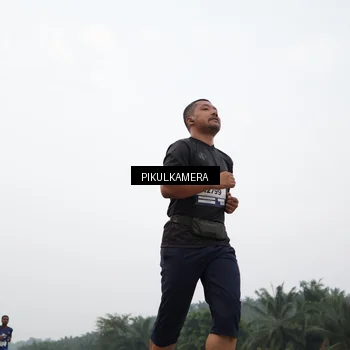 Runner Photo 7406631
