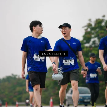 Runner Photo 7406683