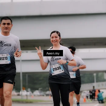 Runner Photo 7406686