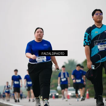 Runner Photo 7406735