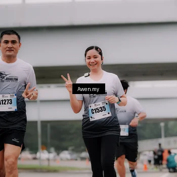 Runner Photo 7406759