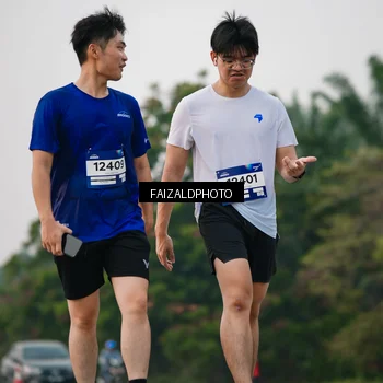 Runner Photo 7406791