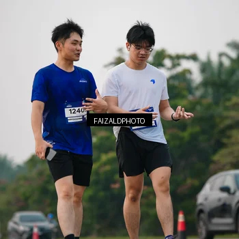 Runner Photo 7406802