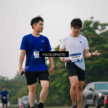 Runner Photo 7406827