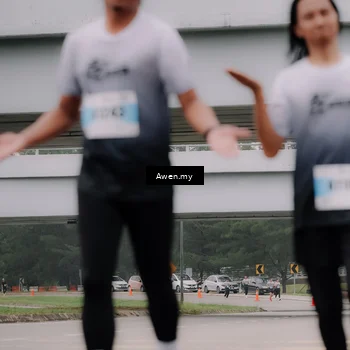 Runner Photo 7406835