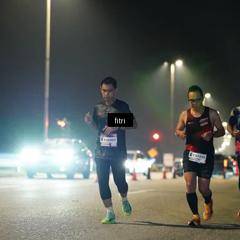 Runner Photo 7406843