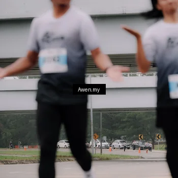 Runner Photo 7406847