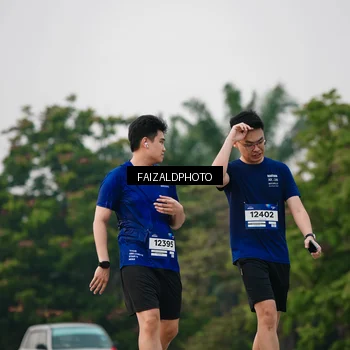Runner Photo 7406855