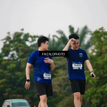 Runner Photo 7406859