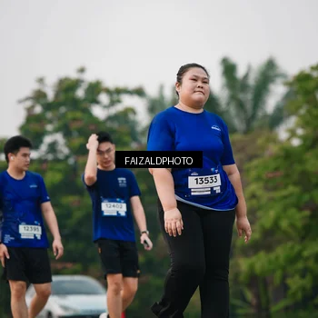 Runner Photo 7406875