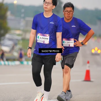 Runner Photo 7406991