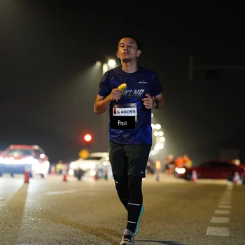 Runner Photo 7407000