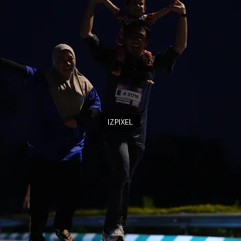 Runner Photo 7407014