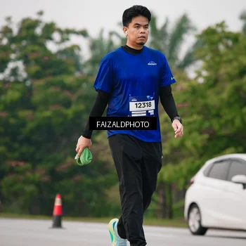 Runner Photo 7407018
