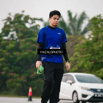 Runner Photo 7407033