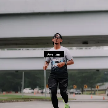 Runner Photo 7407054
