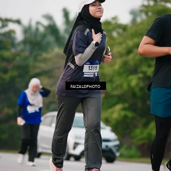 Runner Photo 7407069