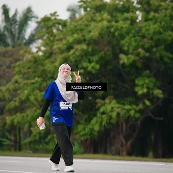 Runner Photo 7407070