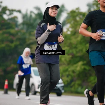 Runner Photo 7407074