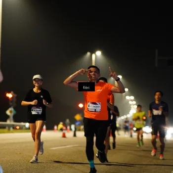 Runner Photo 7407079