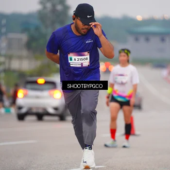 Runner Photo 7407087
