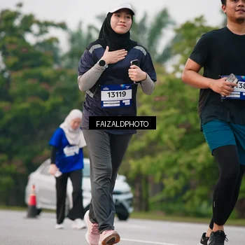 Runner Photo 7407089