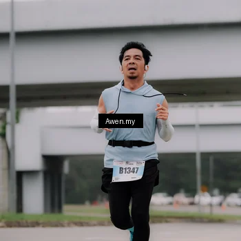 Runner Photo 7407111