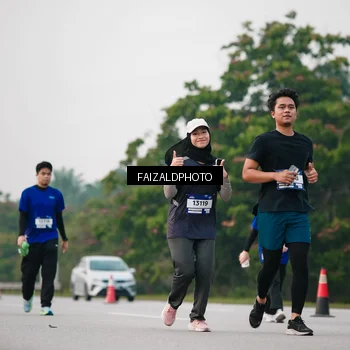 Runner Photo 7407121