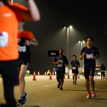 Runner Photo 7407137