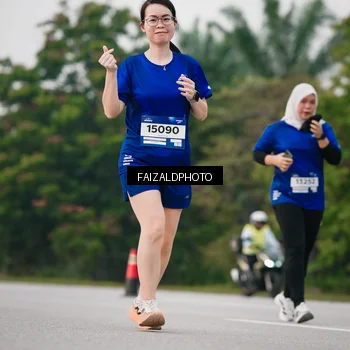 Runner Photo 7407145