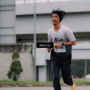 Runner Photo 7407147