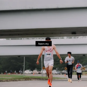 Runner Photo 7407231