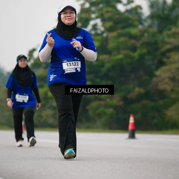 Runner Photo 7407247