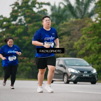 Runner Photo 7407261
